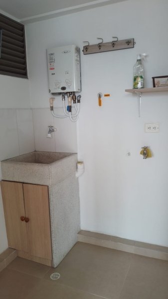 Apartamento para el arriendo en Medellín el codigo es 17925 Foto 8