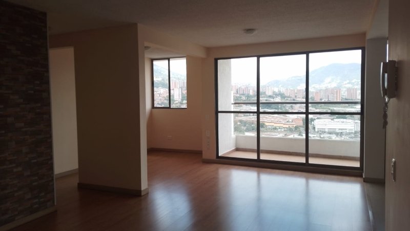Apartamento para el arriendo en Medellín el codigo es 17925 Foto 3
