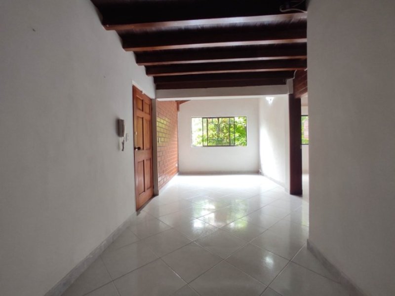 Apartamento para el arriendo en Envigado el codigo es 17365 Foto 4
