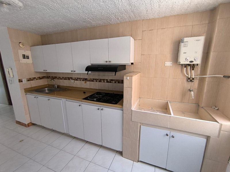 Apartamento para el arriendo en Sabaneta el codigo es 17442 Foto 3