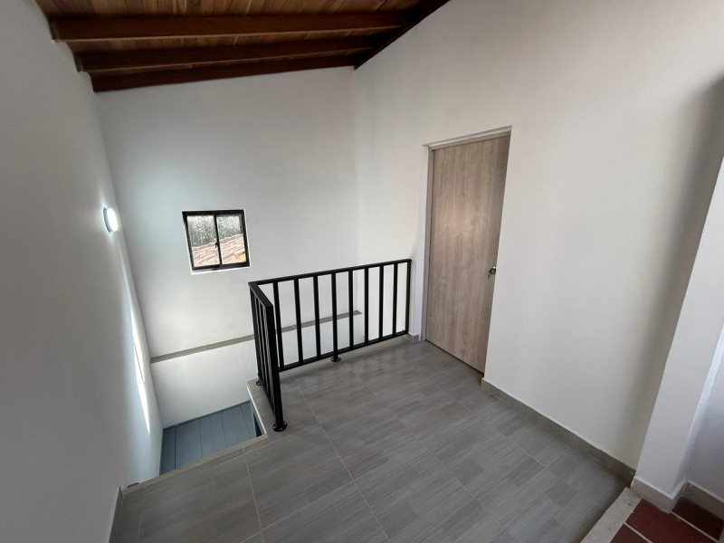 Apartamento para el arriendo en Sabaneta el codigo es 17080 Foto 6