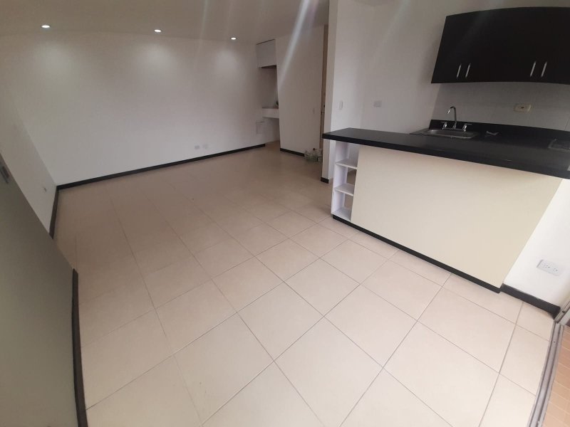 Apartamento para el arriendo en Sabaneta el codigo es 17424 Foto 5