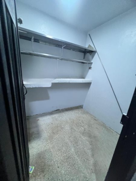 Local para el arriendo en Envigado el codigo es 16872 Foto 5