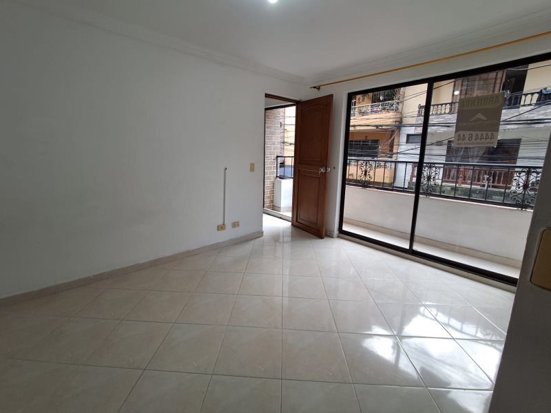 Apartamento para el arriendo en Sabaneta el codigo es 9834 Foto 3