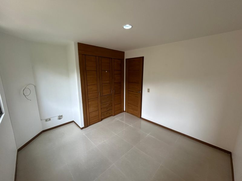 Apartamento para el arriendo en Sabaneta el codigo es 17061 Foto 8