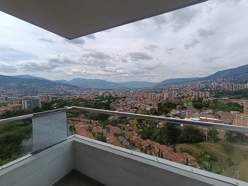 Apartamento para el arriendo en Envigado el codigo es 17919 Foto 3