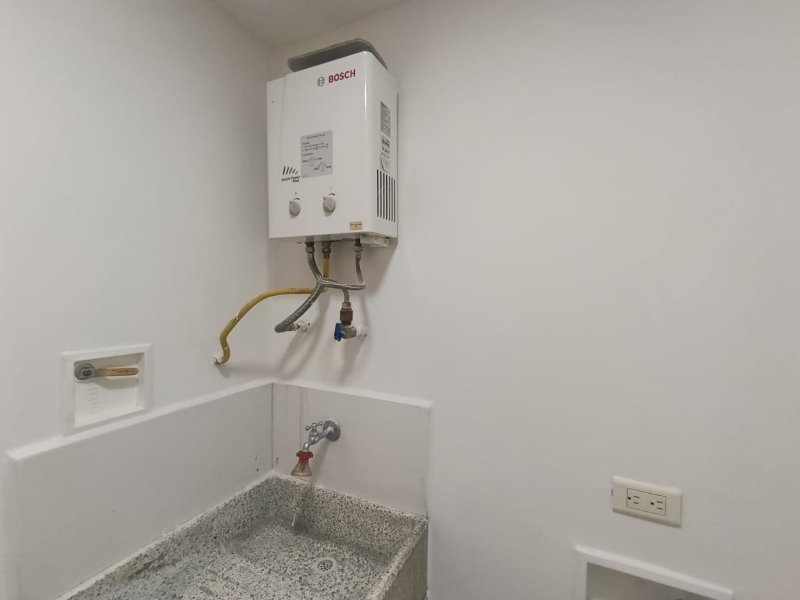 Apartamento para el arriendo en Envigado el codigo es 17919 Foto 14