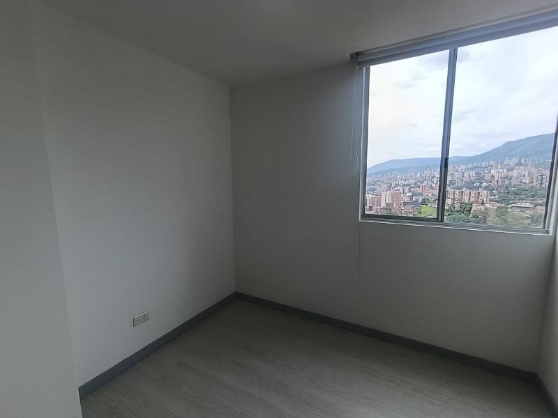 Apartamento para el arriendo en Envigado el codigo es 17919 Foto 6