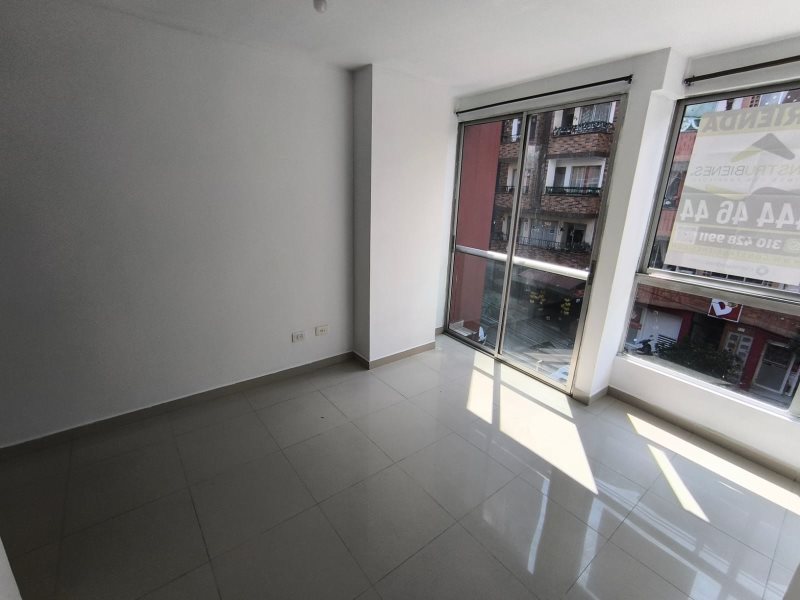 Apartamento para el arriendo en Sabaneta el codigo es 2790 Foto 4