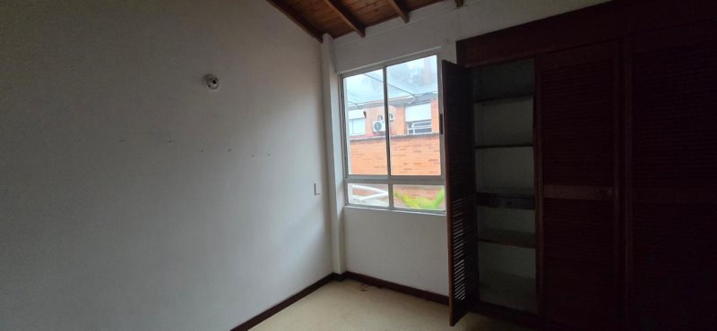 Casa para el arriendo en Envigado - Cumbres el codigo es 16859 Foto 13