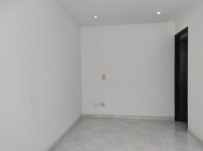 Apartamento para el arriendo en Itagüí el codigo es 17355 Foto 8