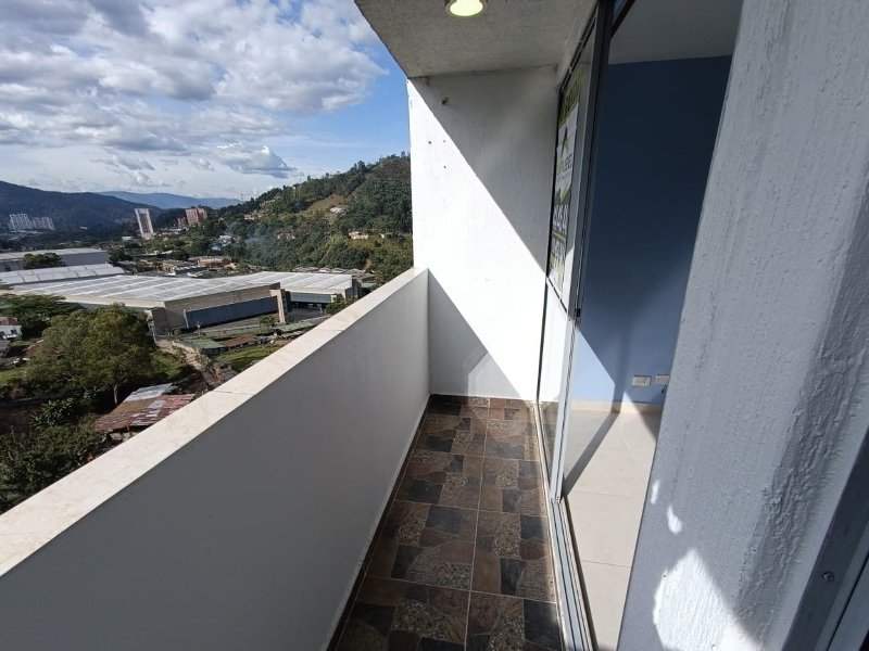 Apartamento para el arriendo en La Estrella el codigo es 17884 Foto 9