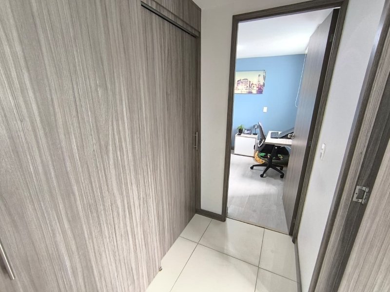 Apartamento para el arriendo en La Estrella el codigo es 17864 Foto 13