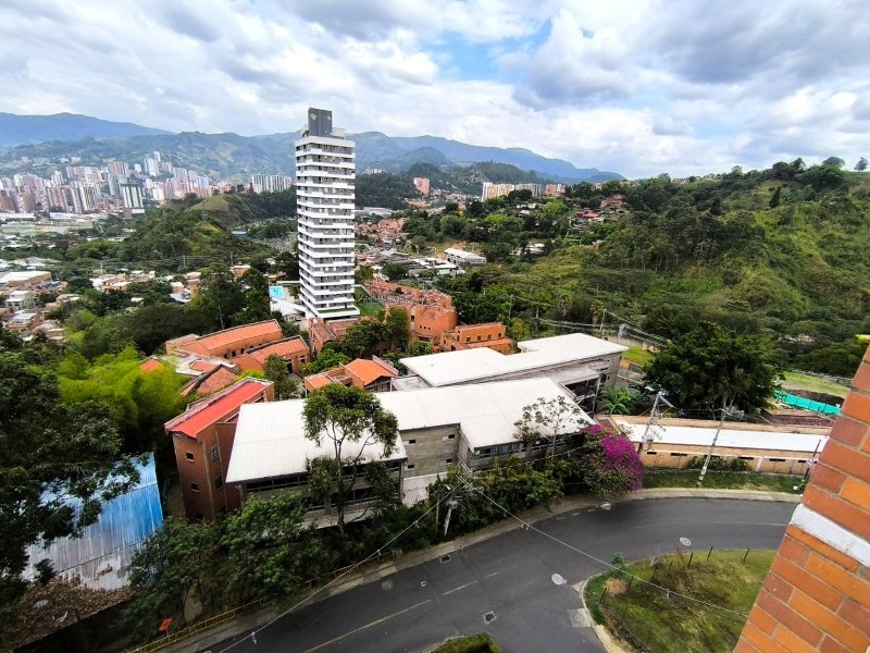 Apartamento para el arriendo en La Estrella el codigo es 17864 Foto 8