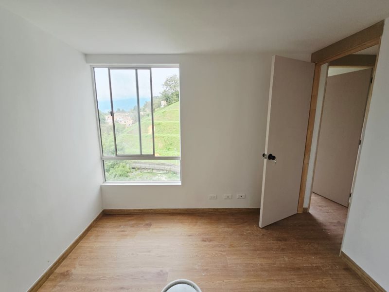 Apartamento para el arriendo en Sabaneta el codigo es 16704 Foto 8