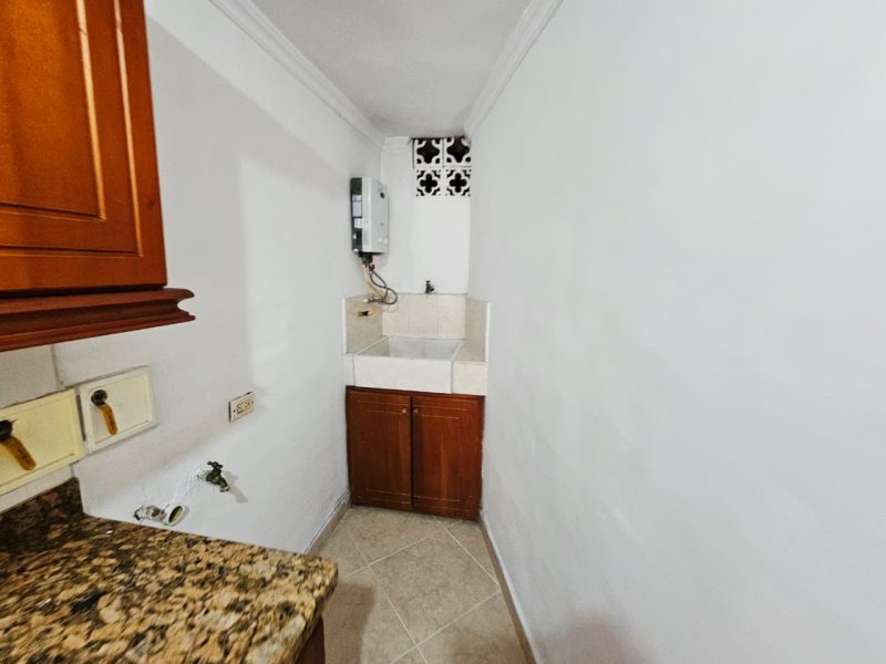Apartamento para el arriendo en Sabaneta el codigo es 6387 Foto 18