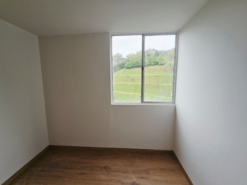 Apartamento para el arriendo en Sabaneta el codigo es 16704 Foto 11