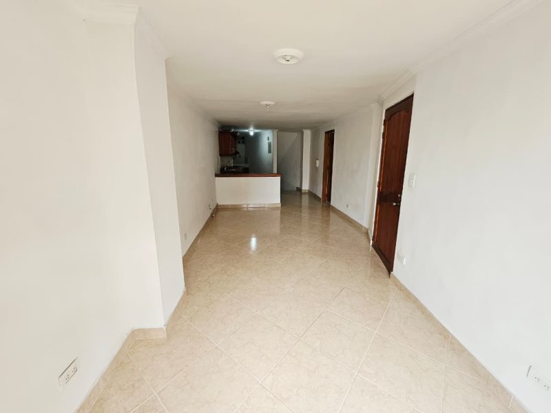 Apartamento para el arriendo en Sabaneta el codigo es 6387 Foto 3