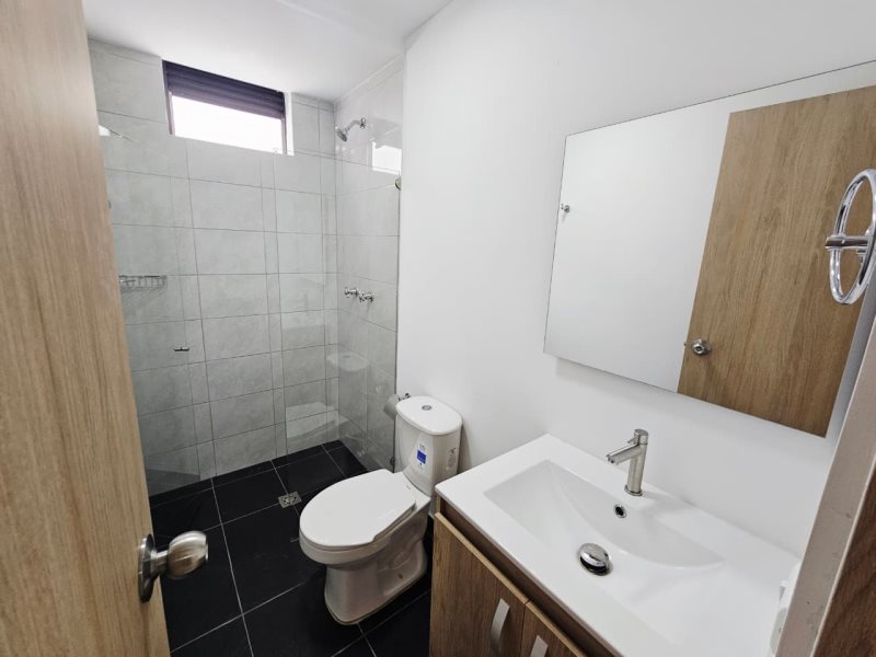 Apartamento para el arriendo en Sabaneta el codigo es 14784 Foto 13