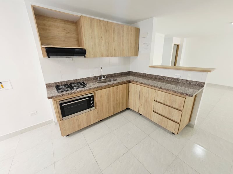 Apartamento para el arriendo en Sabaneta el codigo es 14784 Foto 2