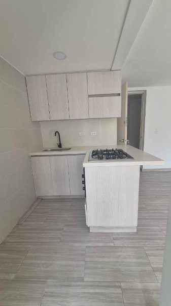 Apartamento para el arriendo en Sabaneta el codigo es 12670 Foto 2