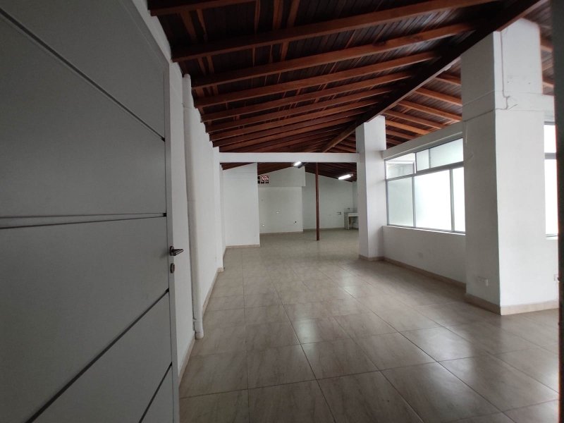Local para el arriendo en Envigado el codigo es 17358 Foto 5