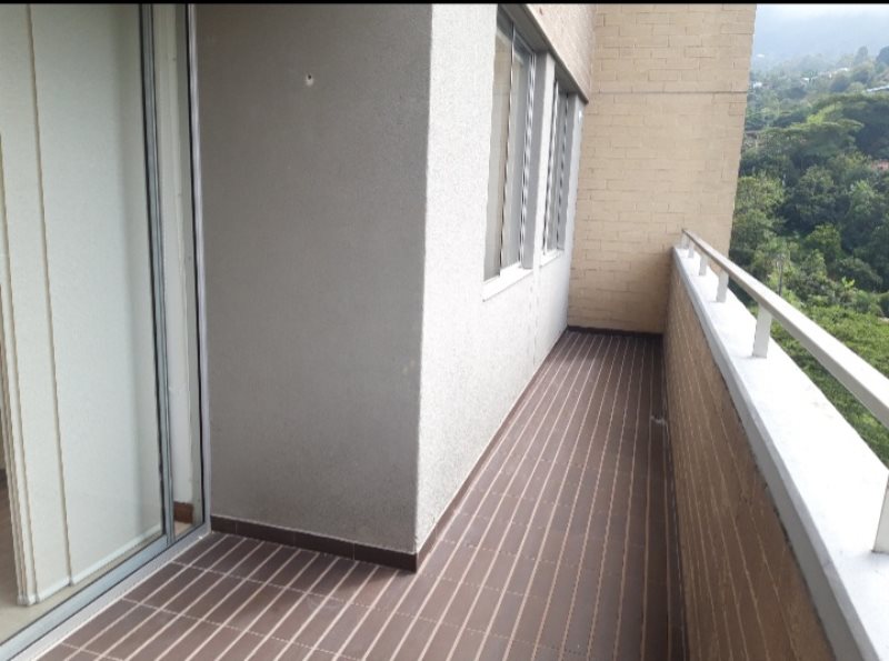 Apartamento para el arriendo en Envigado el codigo es 16666 Foto 11