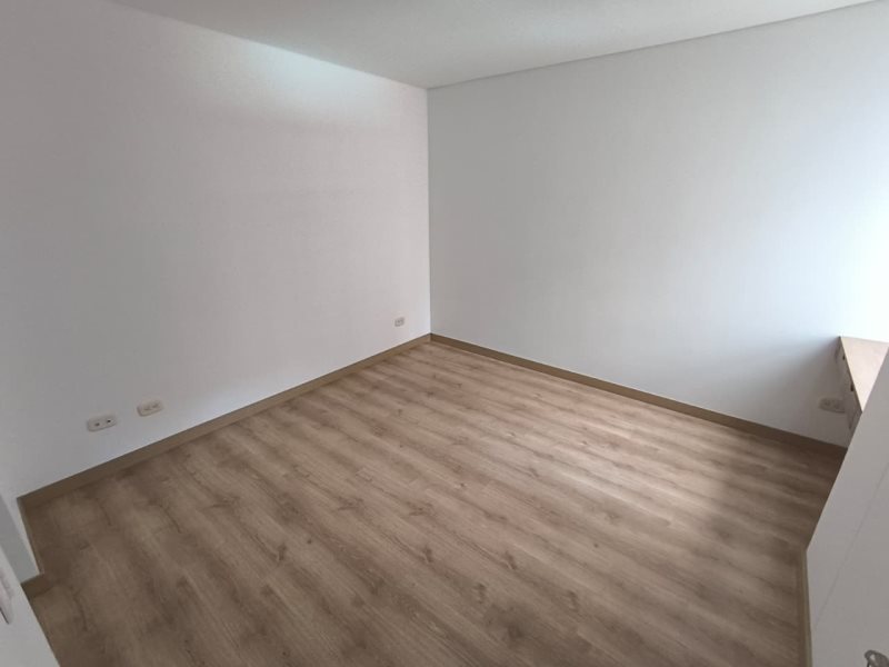 Apartamento para el arriendo en Sabaneta el codigo es 17016 Foto 11