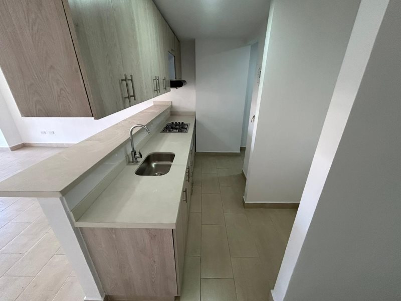 Apartamento para el arriendo en Envigado el codigo es 17100 Foto 2