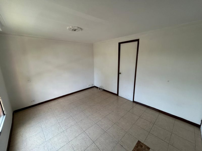 Apartamento para el arriendo en La Estrella el codigo es 17081 Foto 7