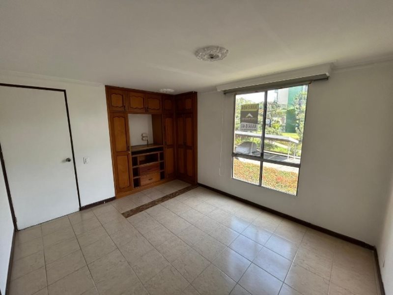 Apartamento para el arriendo en La Estrella el codigo es 17081 Foto 8