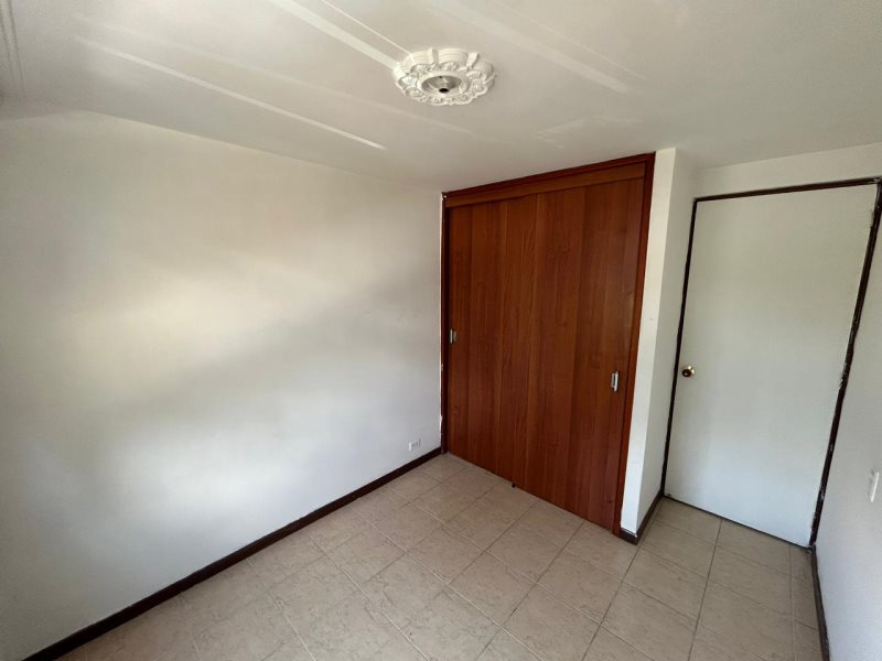 Apartamento para el arriendo en La Estrella el codigo es 17081 Foto 12