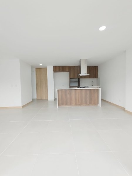 Apartamento para el arriendo en Sabaneta el codigo es 17916 Foto 3