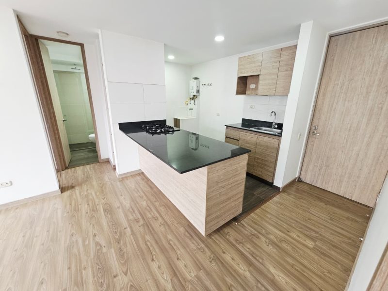 Apartamento para el arriendo en Sabaneta el codigo es 16686 Foto 3