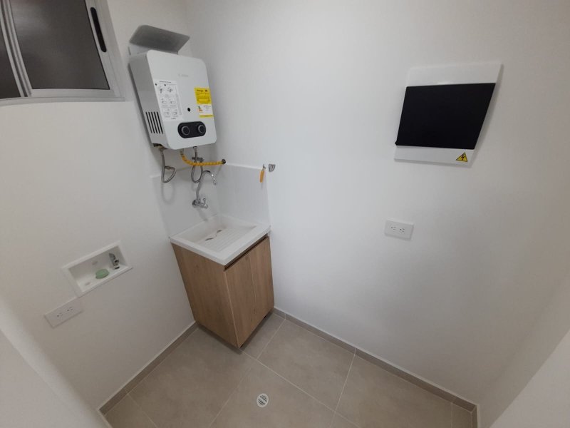 Apartamento para el arriendo en Sabaneta el codigo es 17430 Foto 12