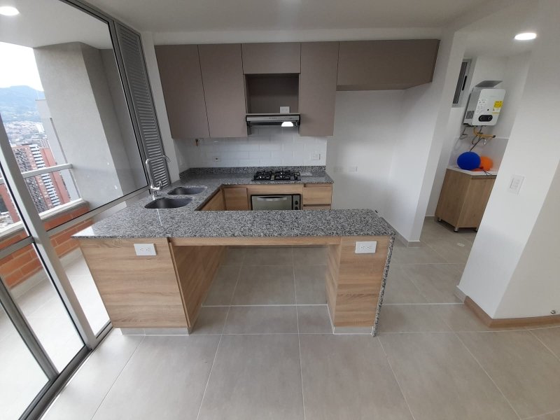 Apartamento para el arriendo en Sabaneta el codigo es 17430 Foto 2