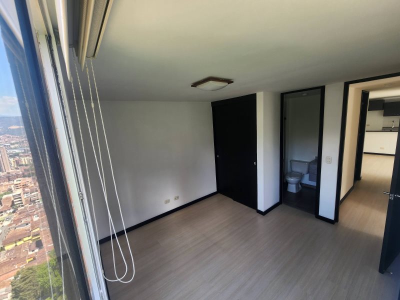 Apartamento para el arriendo en Envigado el codigo es 16816 Foto 9