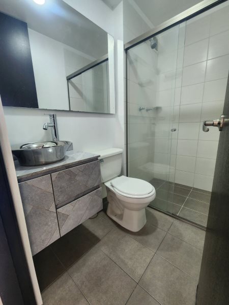 Apartamento para el arriendo en Envigado el codigo es 16816 Foto 14