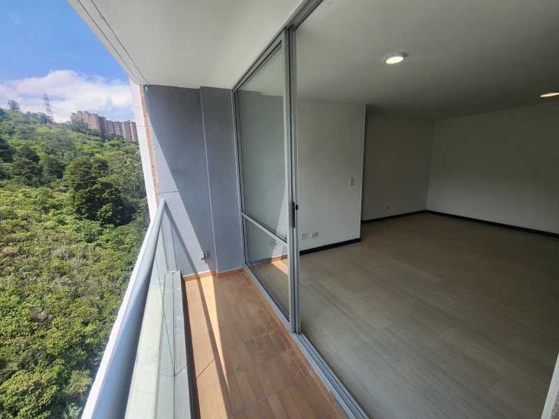 Apartamento para el arriendo en Envigado el codigo es 16816 Foto 5