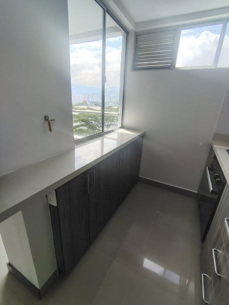 Apartamento para el arriendo en Itagüí el codigo es 16861 Foto 2
