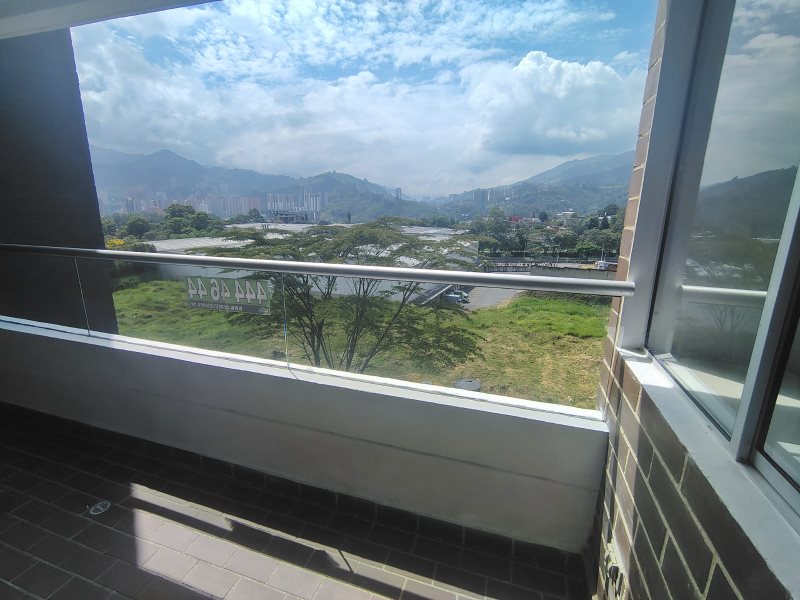 Apartamento para el arriendo en Itagüí el codigo es 16861 Foto 11