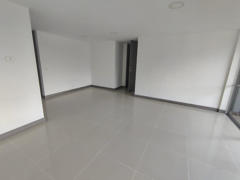 Apartamento para el arriendo en Itagüí el codigo es 16861 Foto 7