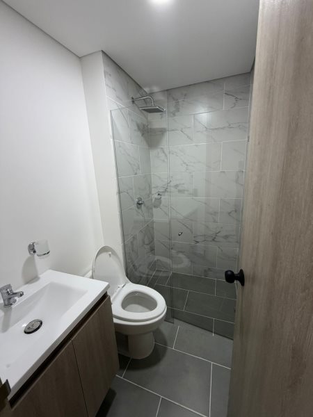 Apartamento para el arriendo en La Estrella el codigo es 17115 Foto 7