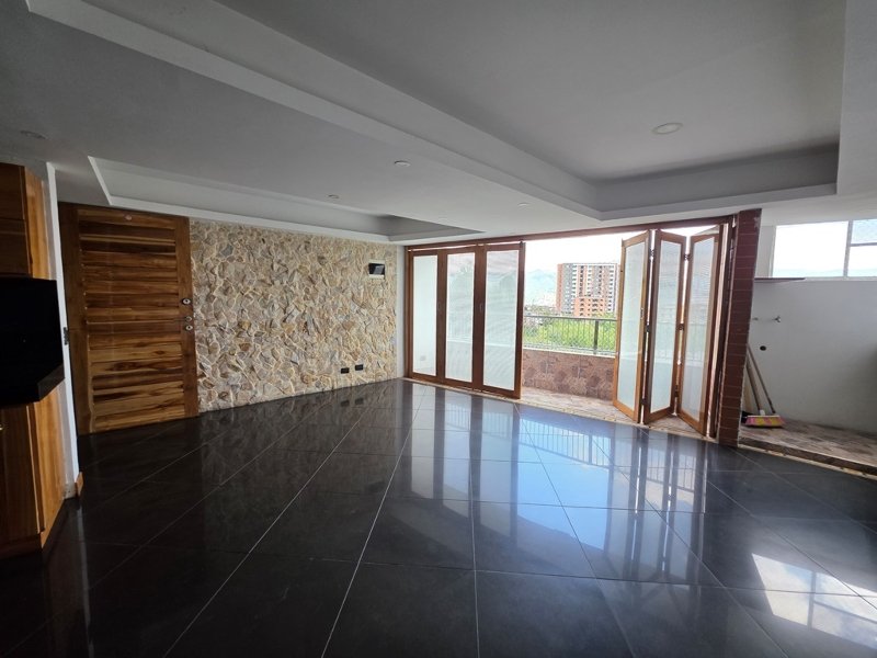 Apartamento para el arriendo en Envigado el codigo es 14998 Foto 8