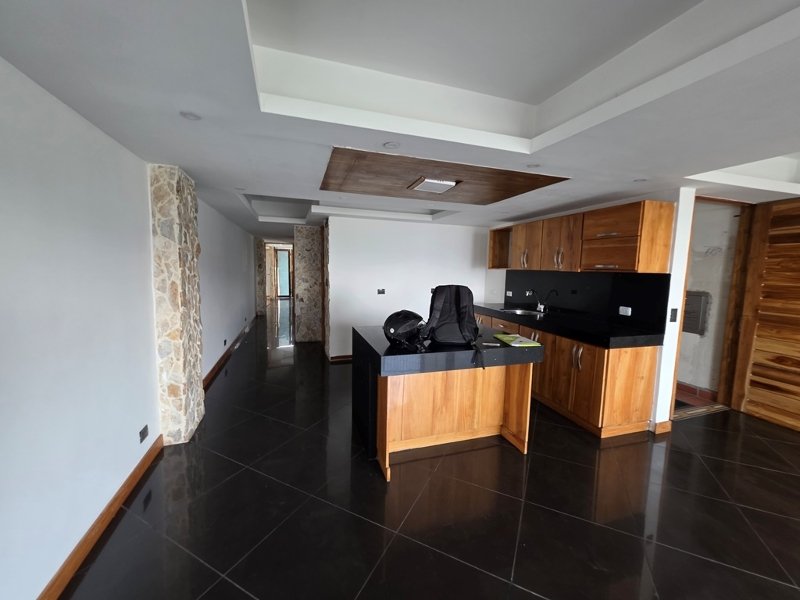 Apartamento para el arriendo en Envigado el codigo es 14998 Foto 2