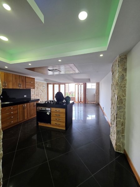 Apartamento para el arriendo en Envigado el codigo es 14998 Foto 6