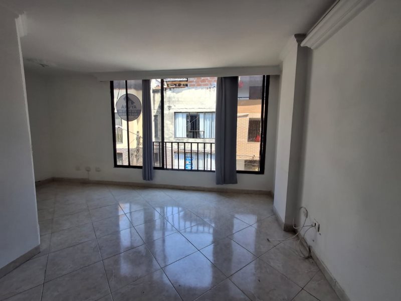 Apartamento para el arriendo en Sabaneta el codigo es 16856 Foto 2