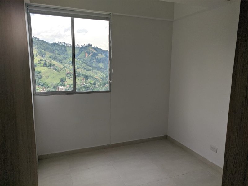 Apartamento para el arriendo en Sabaneta el codigo es 13175 Foto 7