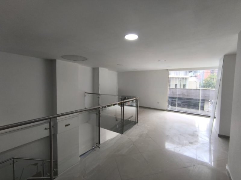 Local para el arriendo en Sabaneta el codigo es 16848 Foto 9