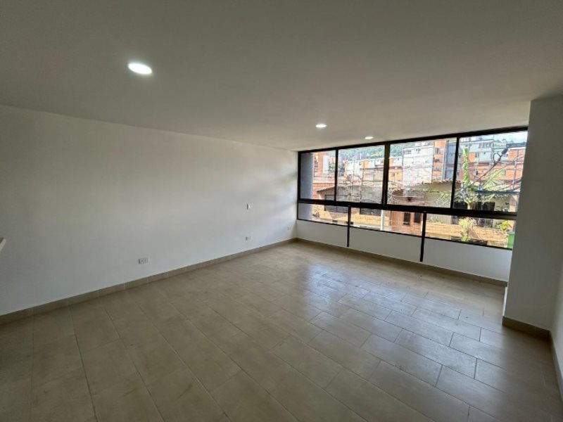 Apartamento para el arriendo en Envigado el codigo es 17100 Foto 4